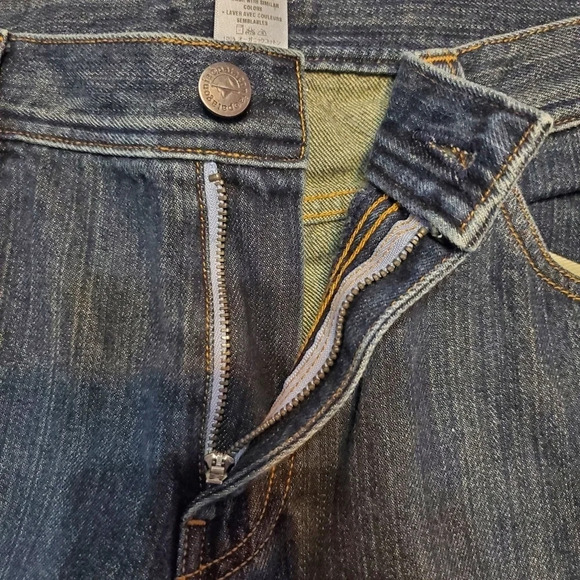 Patagonia Women's Organic Cotton Straight Leg Jeans 8 - Picture 7 of 10